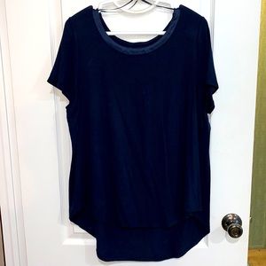 1X Faith & Zoe short sleeved Navy blouse. Never worn
